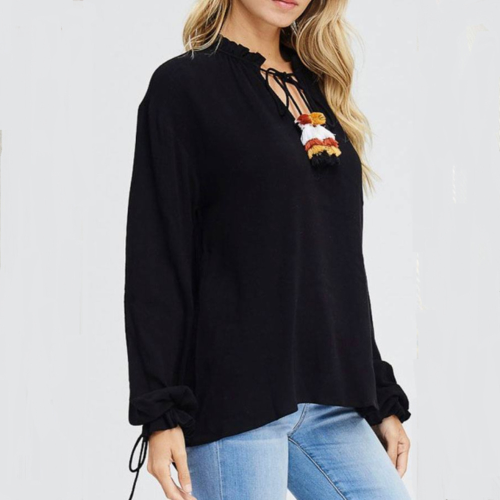 RUFFLED COLLAR W TASSEL POMS TOP
